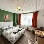 Yellowhouse Room 5